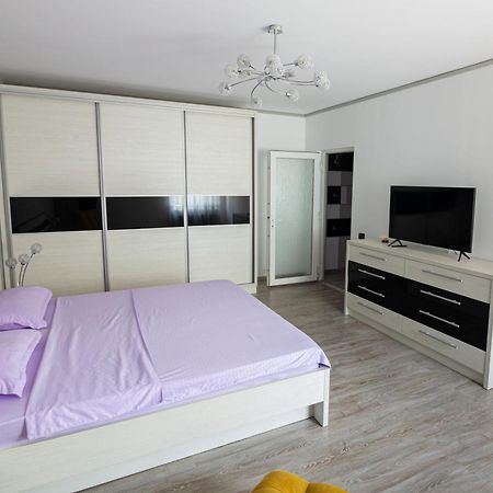Apartament Whitehouse Arad Zewnętrze zdjęcie